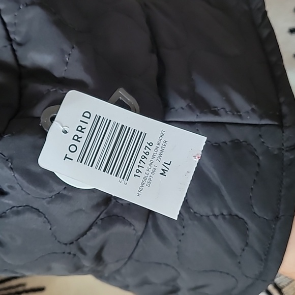 Reversible bucket hat - Picture 5 of 5